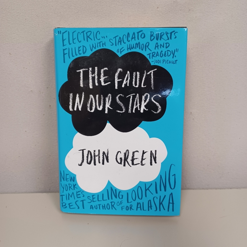 Book - The Fault in our Stars- Hardcover novel by John Green